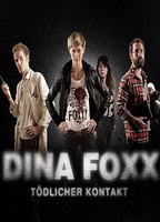 Dina Foxx: Deadly Contact (2014) Cenas de Nudez
