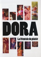 Dora... La Frénésie du Plaisir (1976) Cenas de Nudez