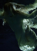 Engel unter Wasser 2015 filme cenas de nudez