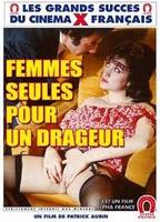 Femmes seules pour dragueurs (1982) Cenas de Nudez