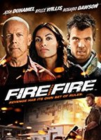 Fire with Fire (2012) Cenas de Nudez