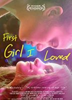 First Girl I Loved (2016) Cenas de Nudez
