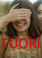 Fuori 2025 filme cenas de nudez