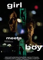 Girl Meets Boy (2020) Cenas de Nudez