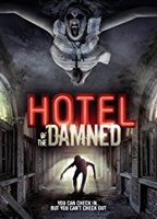 Hotel of the Damned (2016) Cenas de Nudez