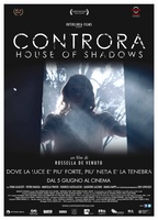 House of Shadows (2013) Cenas de Nudez