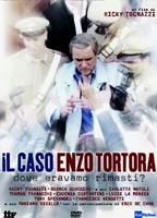 Il caso Enzo Tortora (2012) Cenas de Nudez