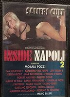 Inside Napoli 2 (1990) Cenas de Nudez
