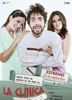 La Clínica (2012-2013) Cenas de Nudez