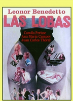 Las lobas (1986) Cenas de Nudez