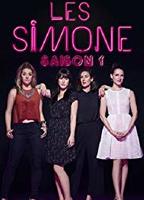 Les Simone (2016-2018) Cenas de Nudez