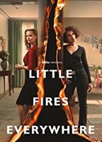 Little Fires Everywhere (2020-presente) Cenas de Nudez