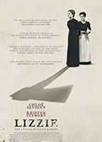  Lizzie (2018) Cenas de Nudez