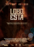 Lobo Está (Short Film) (2012) Cenas de Nudez