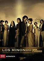 Los Minondo (2010) Cenas de Nudez