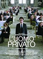 L'uomo privato (2007) Cenas de Nudez