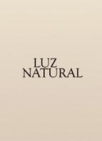 Luz Natural (2015) Cenas de Nudez