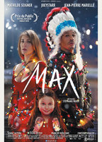 Max (2012) Cenas de Nudez