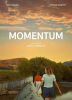 Momentum (II) (2021) Cenas de Nudez
