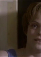 Motel Hélène 1999 filme cenas de nudez