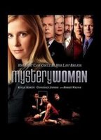 Mystery Woman (2003-2007) Cenas de Nudez