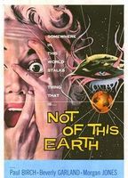 Not Of This Earth  (1957) Cenas de Nudez