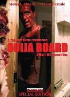 Ouija Board (2009) Cenas de Nudez