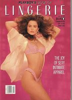 Playboy book of lingeria (1990) Cenas de Nudez