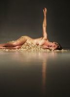 Poppy Jackson - Impossible 2014 filme cenas de nudez