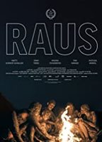 Raus  (2018) Cenas de Nudez