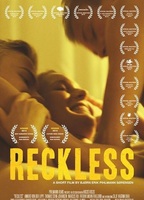 Reckless (II) 2013 filme cenas de nudez