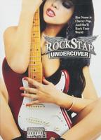 Rockstar Undercover (2010) Cenas de Nudez