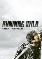 Running Wild with Bear Grylls (2014) Cenas de Nudez