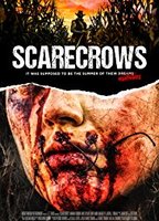 Scarecrows (2017) Cenas de Nudez