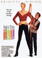 She's too tall (1999) Cenas de Nudez
