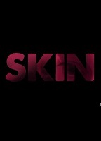 Skin (II) (2015) Cenas de Nudez