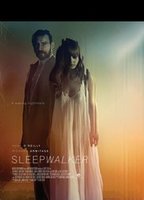 Sleepwalker (2017) Cenas de Nudez
