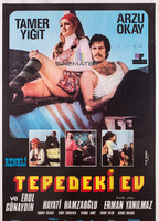 Tepedeki ev (1976) Cenas de Nudez