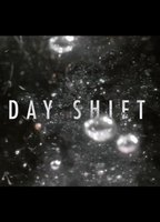 Outcall Presents: The Day Shift (2017) Cenas de Nudez