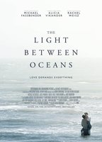 A Luz Entre Oceanos 2016 filme cenas de nudez