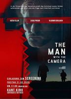 The Man With The Camera (2017) Cenas de Nudez