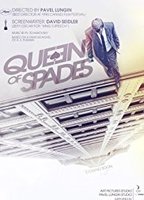 The Queen of Spades (2016) Cenas de Nudez