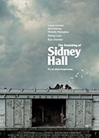 The Vanishing of Sidney Hall (2017) Cenas de Nudez