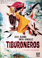 Tiburoneros (1963) Cenas de Nudez
