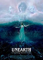 Unearth (2020) Cenas de Nudez