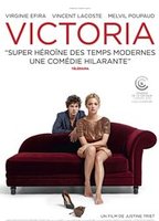 In Bed with Victoria (2016) Cenas de Nudez