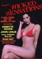 Wicked Sensations (1980) Cenas de Nudez