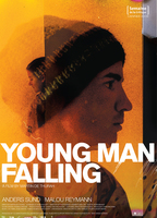 Young man falling (2007) Cenas de Nudez