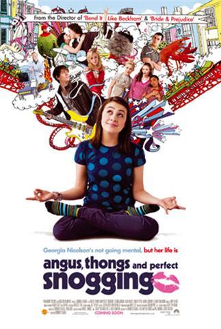 Angus, Thongs and Perfect Snogging 2008 filme cenas de nudez