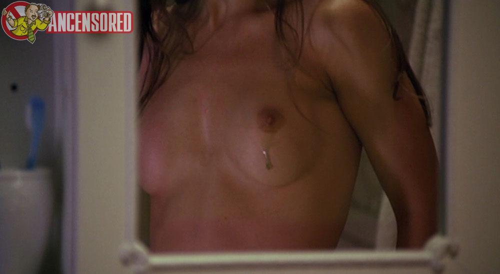 Alison Brie nude pics.